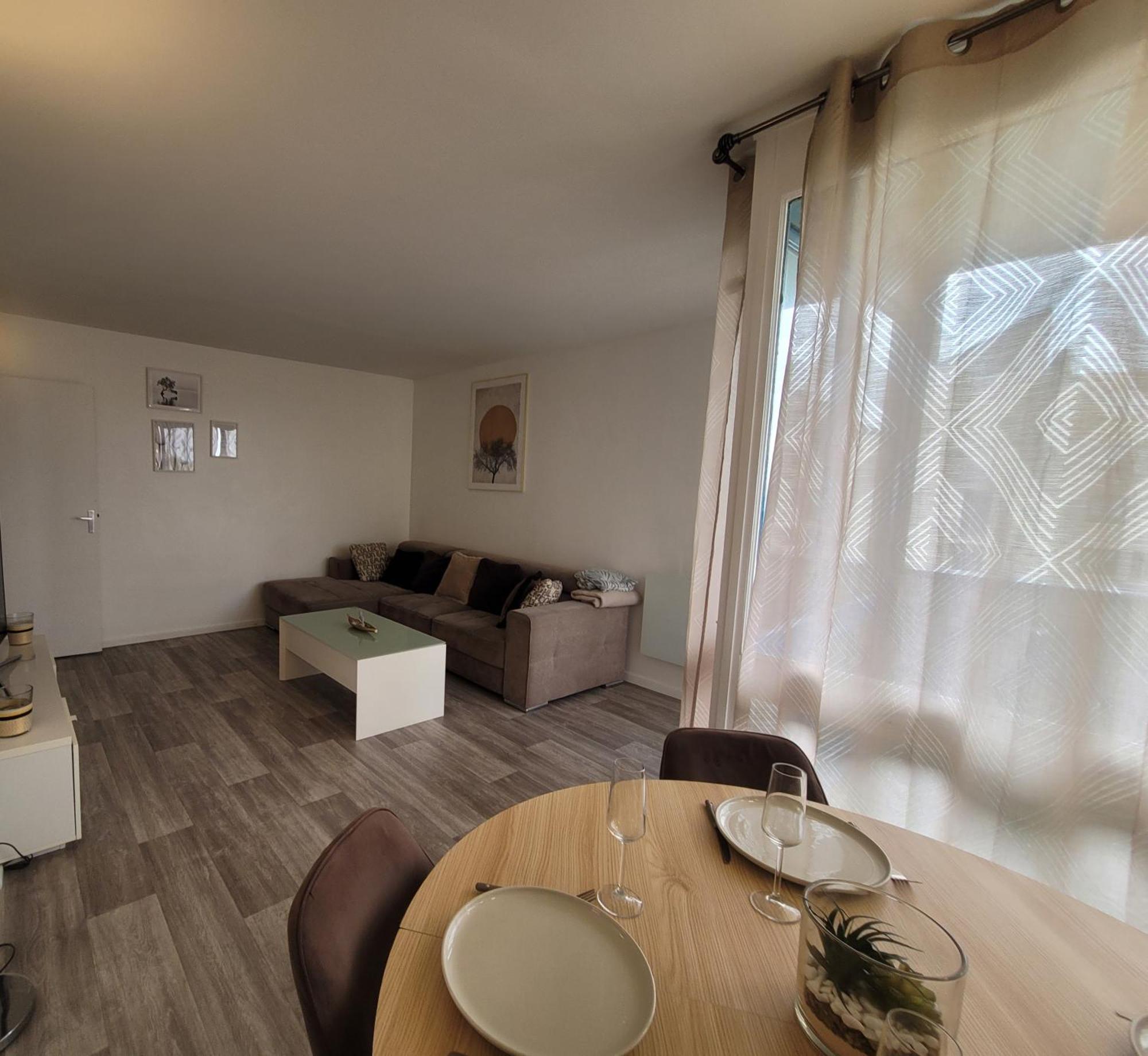 Parisian Retreat Pour 5 Personnes - 12 Min De Paris - Proche Gare Leilighet Deuil-la-Barre Eksteriør bilde